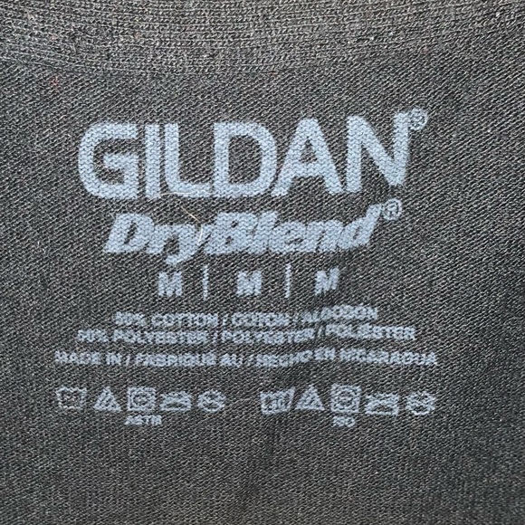 The Raiders 2017 Iconic concert tour double sided graphic T-shirt - Picture 5 of 6